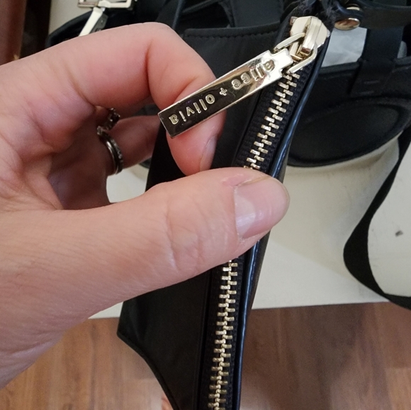 Alice+Olivia mini Crossbody bag - Picture 5 of 5